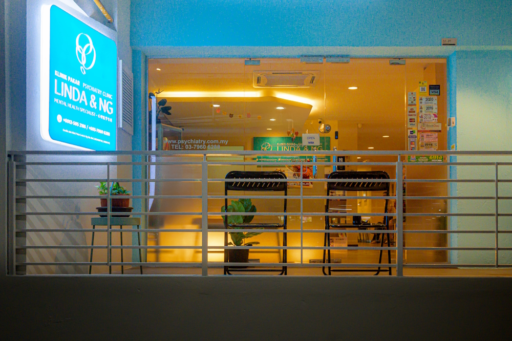 KLINIK PAKAR LINDA NG SPECIALIST CLINIC MENTAL HEALTH SPECIALIST 